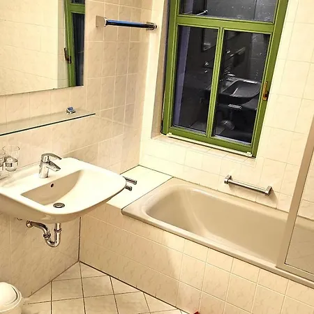 מלון Gutshof Hauber